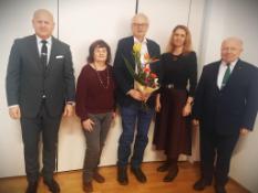 Friendly gathering with FBERG retirees